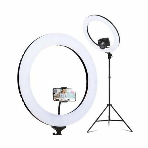 Cine & Pellicule - 19 LED Make Up Ring Light Black 1 Cine & Pellicule - 19 LED Make Up Ring Light Black